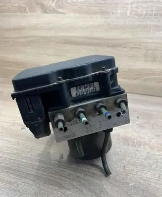 Toyota Avensis T270 ABS Pump 0265951567 0265251490