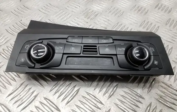 Audi A5 Sportback 8TA Climate control unit 8T2820043AF
