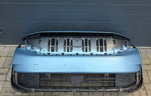 Ford Explorer Front bumper R2KB-17F003-C