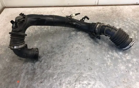 Ford Focus Air intake hose/pipe JX61-9R504-CA JX61-9C623-CC