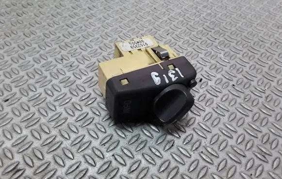 Volvo S70 V70 V70 XC Multifunctional control switch/knob 9162959
