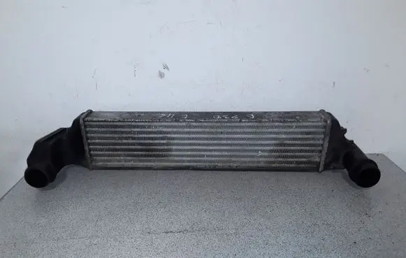 BMW 3 E46 Intercooler radiator 2246795