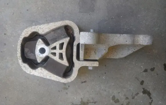 Ford S-MAX Gearbox mount