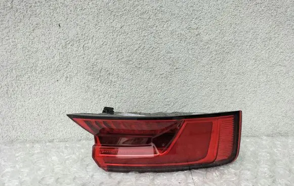 Audi A5 Rear/tail lights 8W6945091D