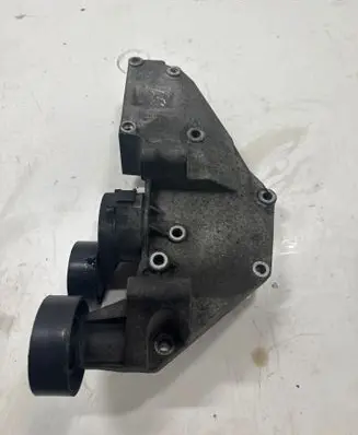 Ford Mondeo MK IV Engine mounting bracket 9662533080