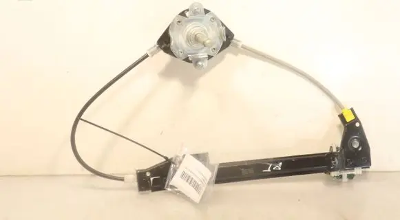 Fiat Grande Punto Rear window lifting mechanism without motor