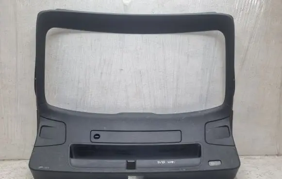Audi A4 S4 B8 8K Tailgate/boot cover trim set 8K9867973
