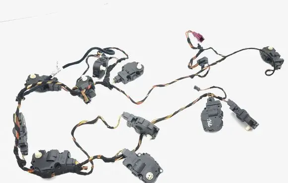 Mercedes-Benz CLS C218 AMG Air flap motor/actuator A2188202415 K749005