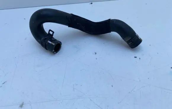 Mercedes-Benz B W246 W242 Engine coolant pipe/hose A2702031782