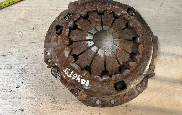 Toyota Corolla E110 Pressure plate 12180