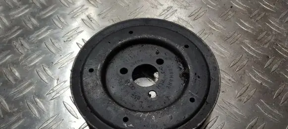 Audi 100 S4 C4 Power steering pump pulley 054145255