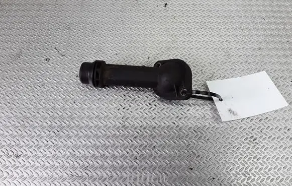 Volkswagen PASSAT B5.5 Engine coolant pipe/hose 06B121121 038121121B