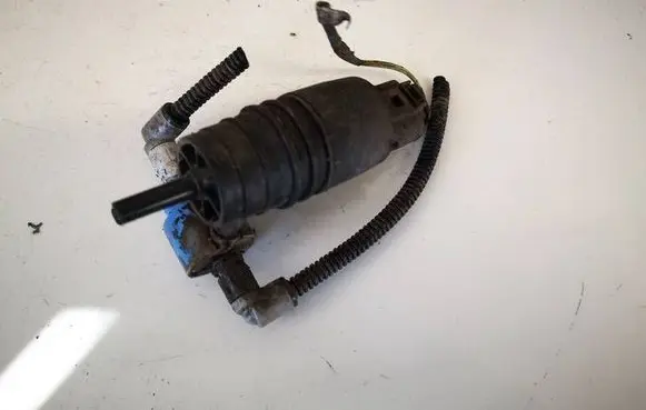 Skoda Roomster (5J) Windscreen/windshield washer pump e13021168