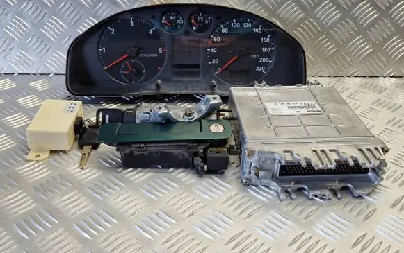 Audi A4 S4 B5 8D Engine ECU kit and lock set 0281001425 0281001426 028906021CE