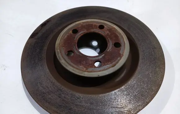 Ford Explorer VI Front brake disc