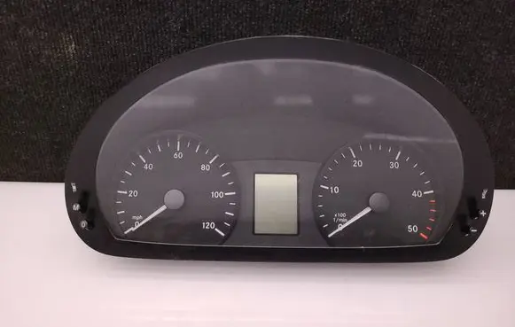 Speedometer (instrument cluster)