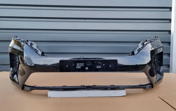 Nissan Townstar Front bumper 620221651R