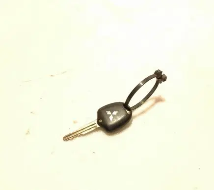 Mitsubishi Pajero Ignition key/card 