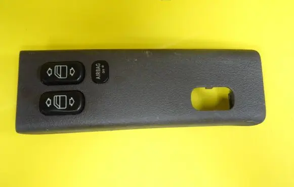 Mercedes-Benz A W168 Electric window control switch 1688202710 1686831608