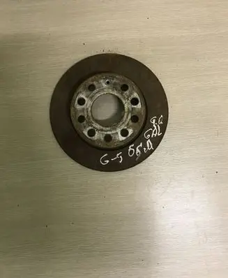 Volkswagen Golf V Rear brake disc