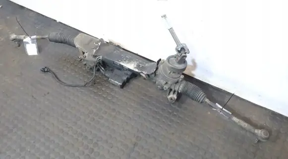 Volkswagen Golf V Steering rack