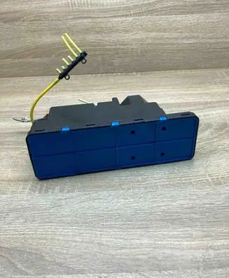 Mercedes-Benz E W210 Central locking vacuum pump 2108000648