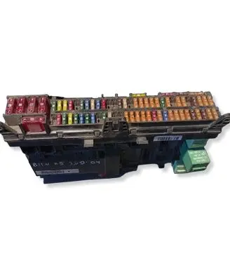 BMW X5 E53 Fuse module 8380409