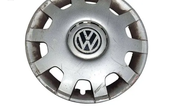 Volkswagen Golf IV R14 wheel hub/cap/trim 1J0601147L