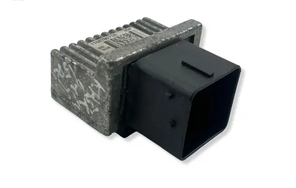 Nissan Qashqai Glow plug pre-heat relay 110678071R 0984 20CH96
