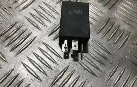 Audi 80 90 B3 Other relay 431955531 5wk1637