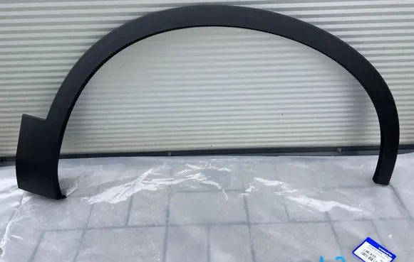 Volvo XC40 Fender trim (molding) 32409195