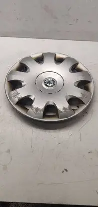 Skoda Octavia Mk2 (1Z) R15 wheel hub/cap/trim 1Z0601147A