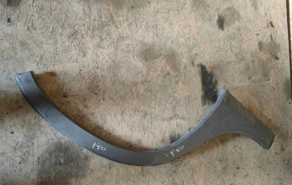 Fiat 500L Rear arch trim 735568354