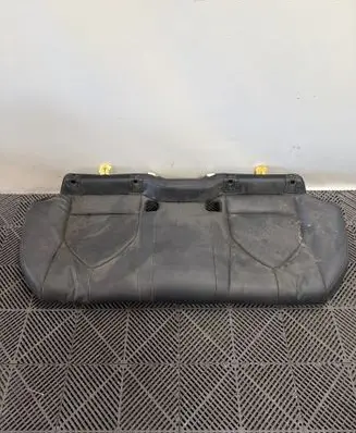 Toyota Camry VIII XV70 Rear seat