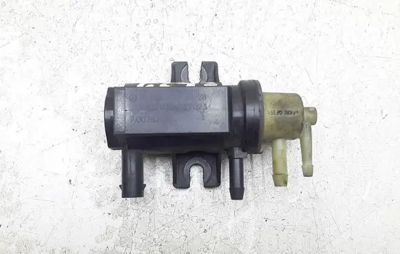 Mercedes-Benz E C207 W207 Turbo solenoid valve