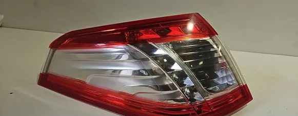 Peugeot 508 Rear/tail lights 89501173