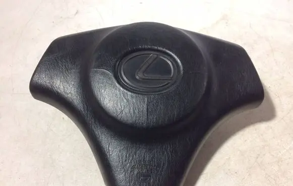 Steering wheel airbag