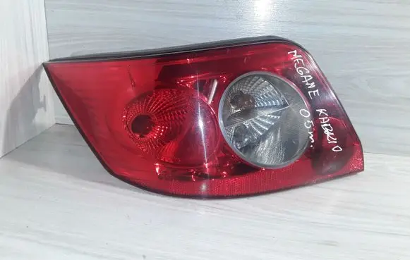 Renault Megane II Rear/tail lights 8200142688B