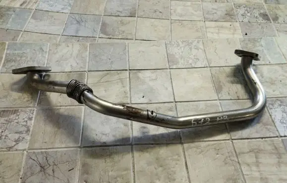 Audi A3 S3 8P EGR valve line/pipe/hose 03G131521A