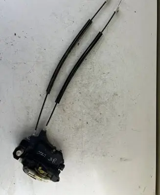 Mitsubishi Colt Front door lock