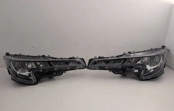 Toyota Corolla E210 E21 Headlights/headlamps set 8111002S60 90119224 8115002S60