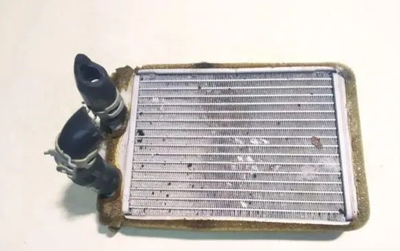 Nissan Pathfinder R51 Heater blower radiator