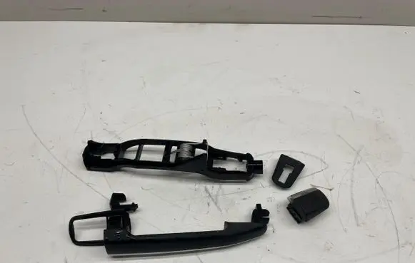 Mercedes-Benz E W210 Rear door exterior handle 2027660205