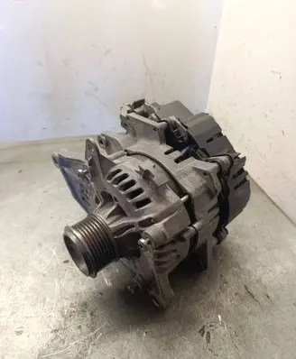 Hyundai Tucson TL Generator/alternator 363002U000