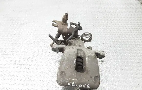 Volkswagen Caddy Rear brake caliper