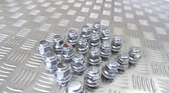 Toyota Corolla E210 E21 Nuts/bolts 9008494001