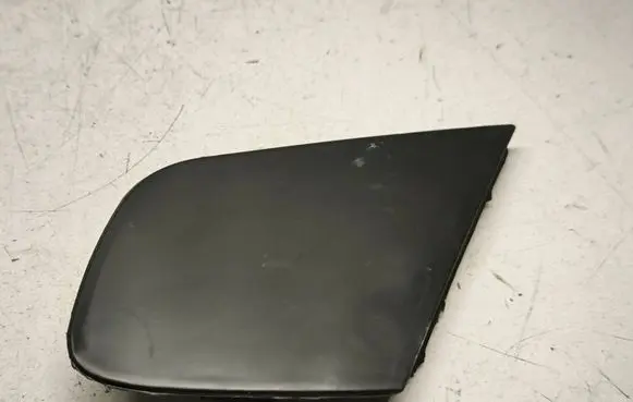Lexus CT 200H Front tow hook cap/cover 5212776030