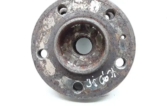 Volvo XC90 Front wheel hub