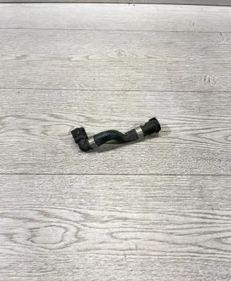 BMW 3 F30 F35 F31 Engine coolant pipe/hose 8620944