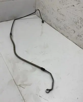 Audi Coupe Fuel injector supply line/pipe 